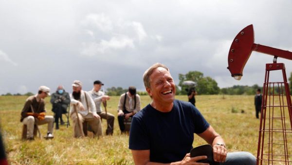 Mike Rowe said he is returning to host new episodes of the docu-series Dirty Jobs.