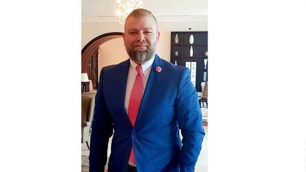 Two Expats Left ‘Speechless’ Splitting Dh1 Million From Mahzooz