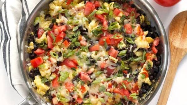 البيض المخفوق على الطريقة الأمريكية