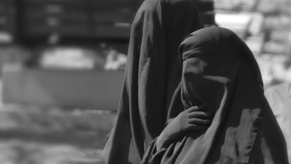 No burqa!