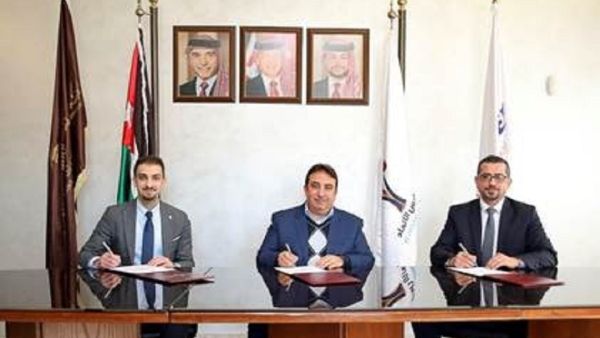 ‘Abu-ghazaleh University College For Innovation’ And ‘Bright Engineers’ Accredit Al Ittihad Schools In Teaching Digital Innovation