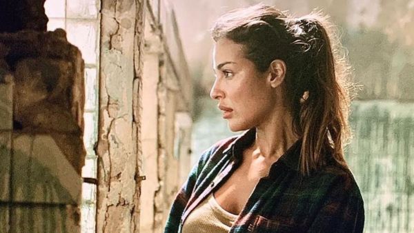 'Is This Angelina Jolie?!' Nadine Njeim Hailed For Her Performance in '2020' Series