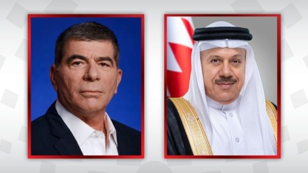 سابقة عالمية.. إسرائيل والبحرين تتفقان على الاعتراف المتبادل بشهادات التطعيم والجواز الأخضر