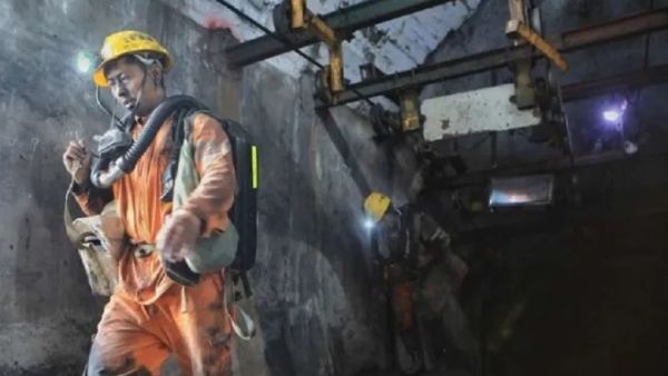 مصرع 9 عمال بانفجار شمال الصين