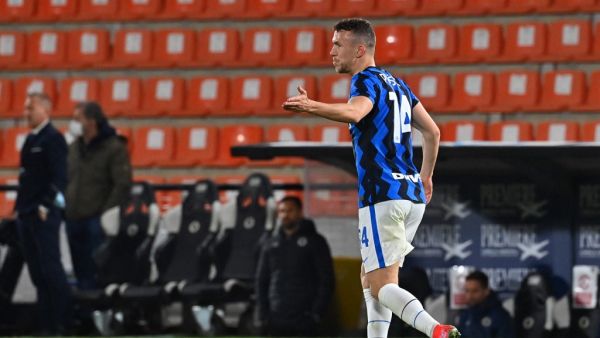 بيريشيتش يحتفل بهدفه