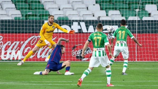 أتلتيكو مدريد يتعثر مرة أخرى