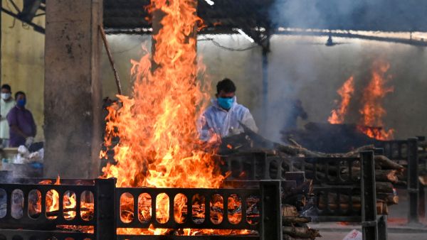  باريس سترسل أيضا مولدات للأكسجين يمكنها توفير ما يكفي 250 سريرا لمدة عام