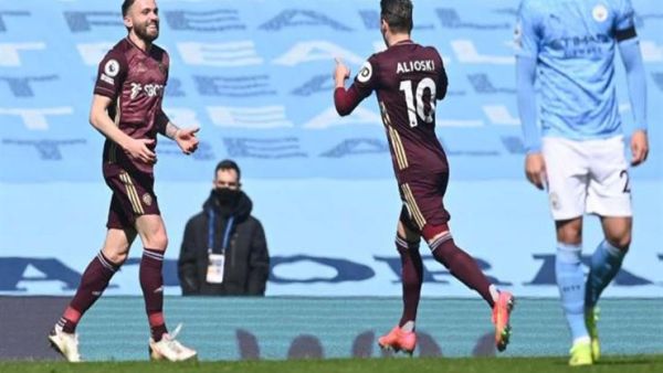 ليدز يلحق بسيتي خسارة مفاجئة على أرضه