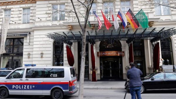 ايران: رفع العقوبات الاميركية اولا