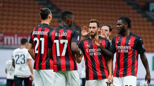 ميلان يقدم مستويات جيدة هذا الموسم