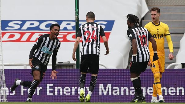 ويلوك ينقذ نيوكاسل من الخسارة