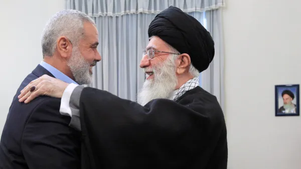هنية يعزي بوفاة نائب قائد فيلق القدس