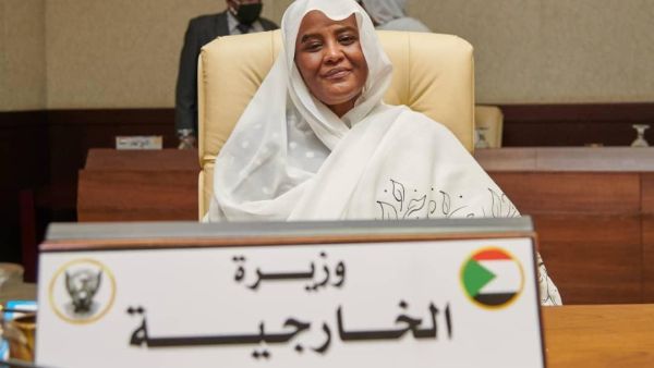 وزير الخارجية السودانية مريم المهدي