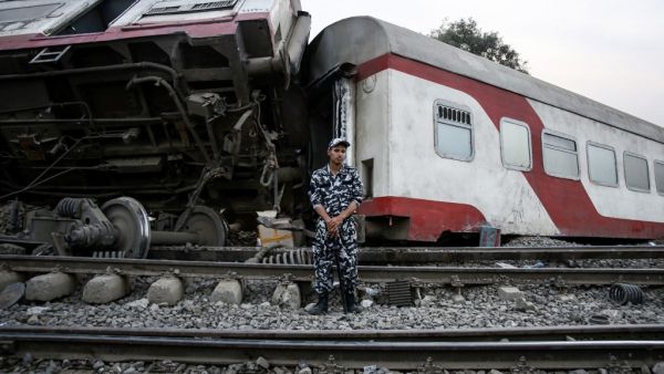 Egypt arrests 23 related to train accident.