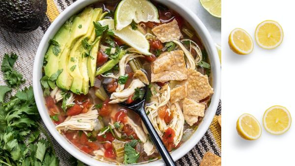 شوربة الدجاج والليمون