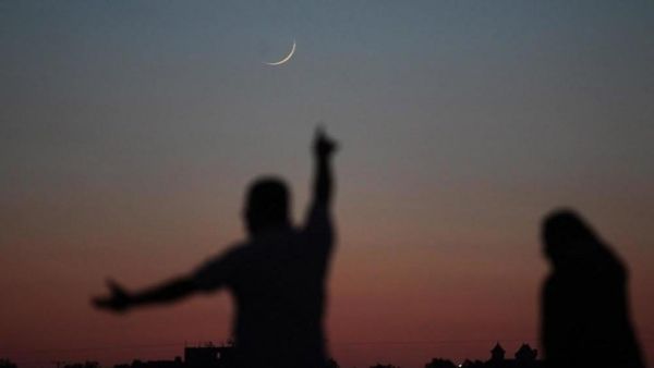 تحري هلال رمضان 