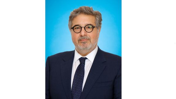 "المركز" أفضل بنك استثماري في الكويت لعام 2021