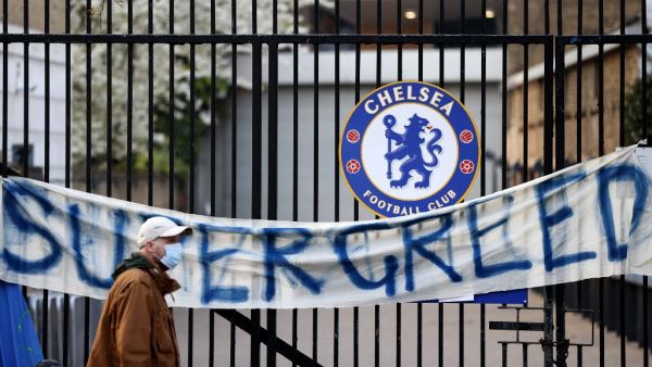 The former Blues goalkeeper spoke with supporters amid reports the club will pull out of the controversial new competition (Photo: AFP)