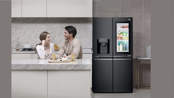بفضل تقنية التبريد LINEAR Cooling وDoorCooling+، توفر ثلاجة InstaView بيئة مثالية لطعام طازج. عزّزوا أناقة وتنظيم مطبخكم وحافظوا على طعامكم طازجاً لفترة أطول