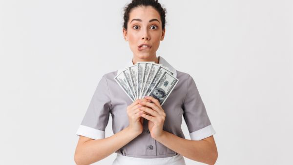 Housemaid steals $500K amid dollar shortage crisis in Lebanon