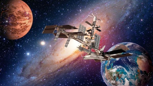 Space shuttle planet interstellar satellite international station