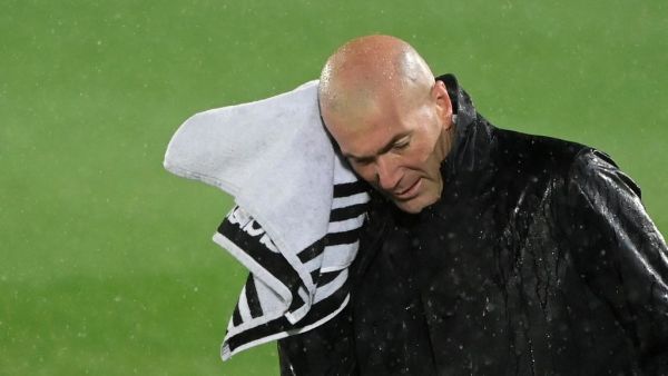 The Blancos boss is reluctant to be drawn on how long he will be sticking around at Santiago Bernabeu as there is always "a lot of talk" (Photo: AFP)