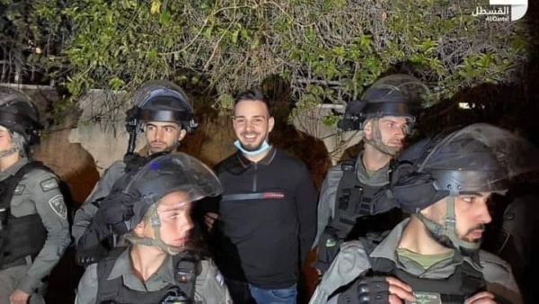 بعض المراقبين المحليين سبق ونصحوا السلطات الإسرائيلية بقيام جيش الاحتلال بالتحقيق مع نفسه ومع ضباط فيه يشتبه بهم بالتورط في جرائم حرب 