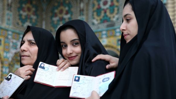 592 مرشحا سجلو اسماءهم لـ الانتخابات الرئاسية في ايران