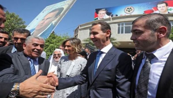 بشار الاسد قصف دوما بالكيماوي وجاء ليصوت فيها