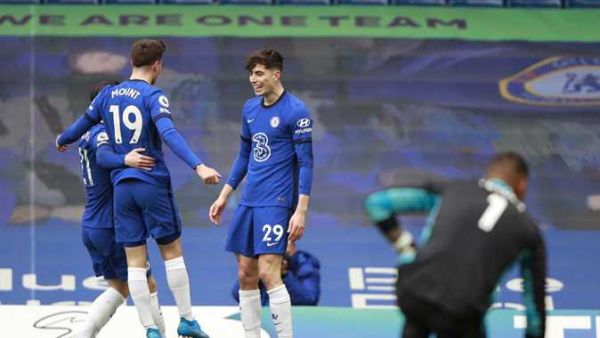 هافيرتز يتألق ويقود البلوز للفوز