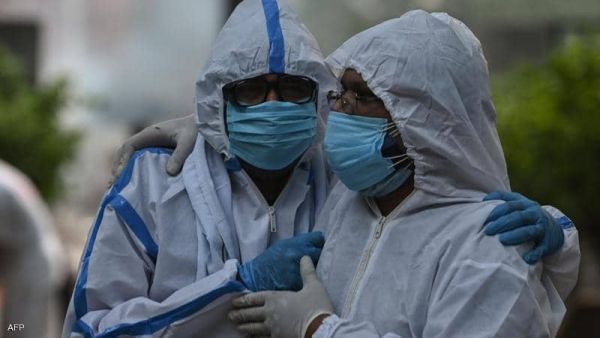 "الفطر الأسود" يضرب عيون 60% من الهنود المصابين به