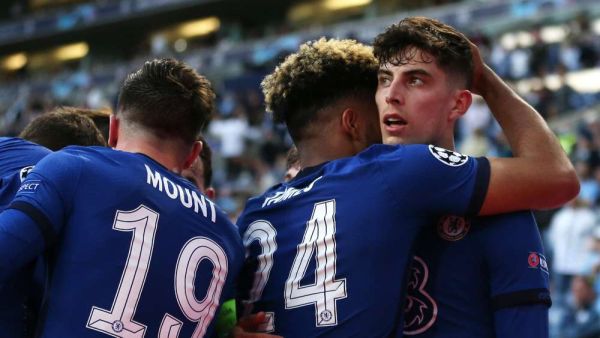 هافيرتس (يمين) يقود تشيلسي للمجد الأوروبي