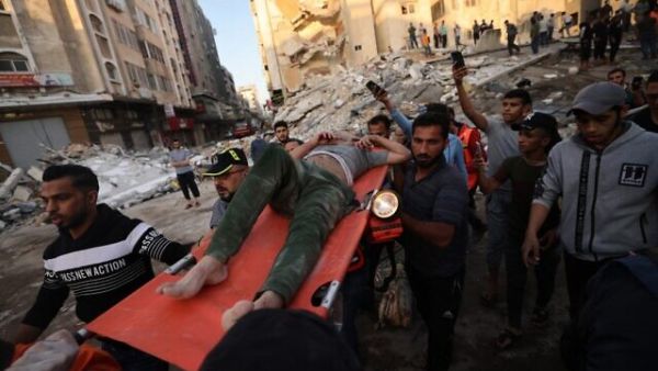 Israel strikes destroy Gaza 