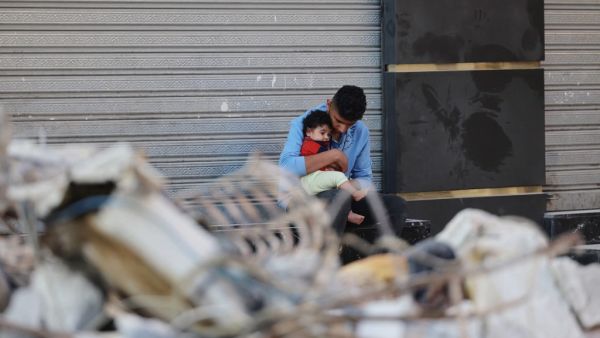 Israeli airstrikes killed a whole family members in Gaza Strip