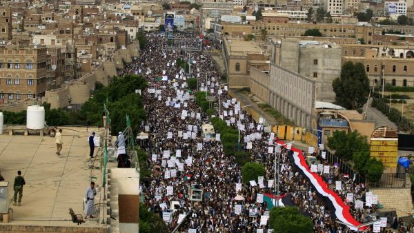Yemenis staged rallies to show full support to Palestinians.