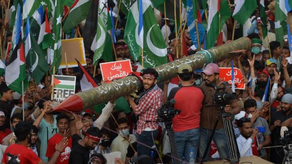 Largest rally in Pakistan to show solidarity with Palestine