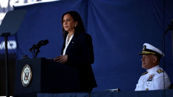 Kamala Harris Shares Tweet Honoring Fallen US Service Members