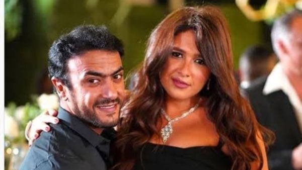 ياسمين عبد العزيز وأحمد العوضي
