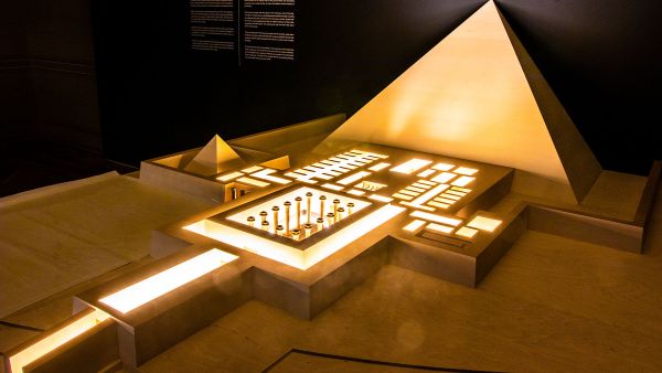 “Kings of the Sun” exhibition in Prague