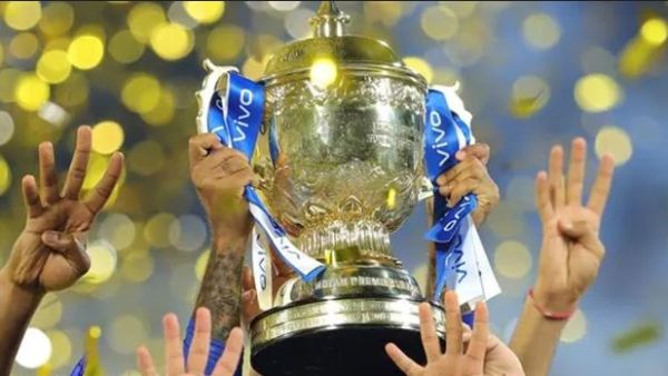 IPL trophy (Photo: hindustantimes.com)