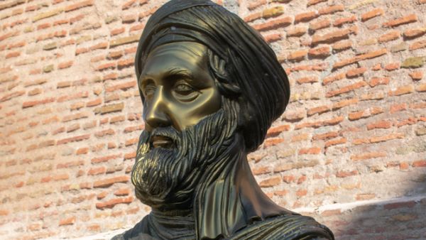 Ibn khaldoun Statue at the entrance of El Kasbah