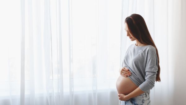 Young beautiful pregnant woman 