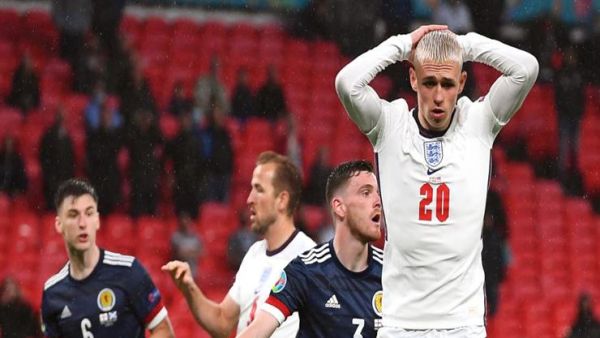 إنجلترا تتعادل مع جارتها وغريمتها اسكتلندا بدون أهداف