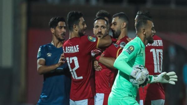 الأهلي إلى النهائي