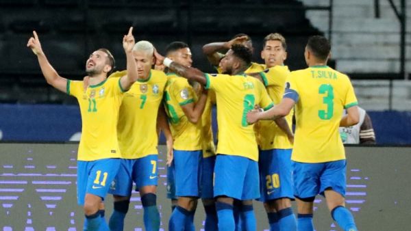 البرازيل تسحق بيرو