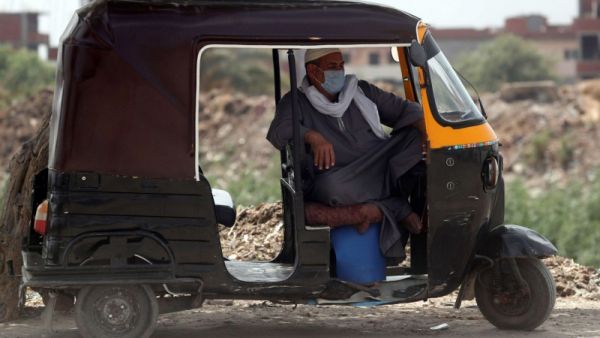 أكد المتحدث الرسمي أن "المبادرات الرئاسية هدفها مصلحة المواطن في الدرجة الأولى"