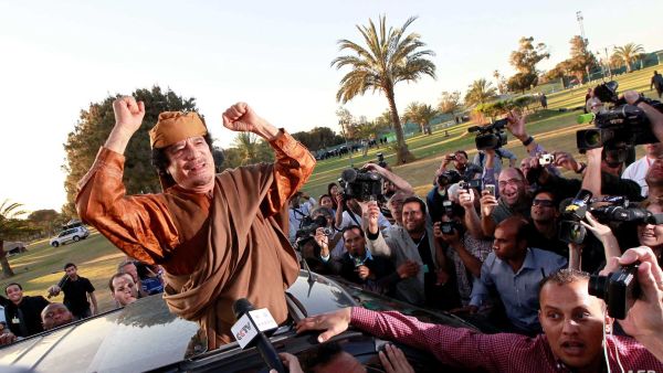  من حرك فرنسا للتدخل في ليبيا من أجل الإطاحة بالراحل معمر القذافي هو ما كان لدى الرجل من أطنان من الذهب
