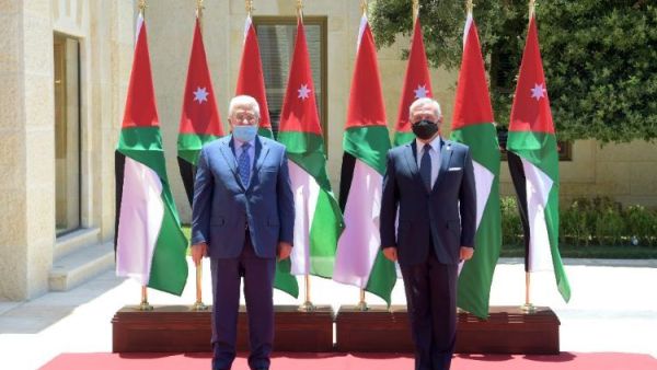 لقاء منفرد بين الرئيس الفلسطيني والملك عبدالله