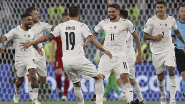 فوز كبير لمنتخب إيطاليا