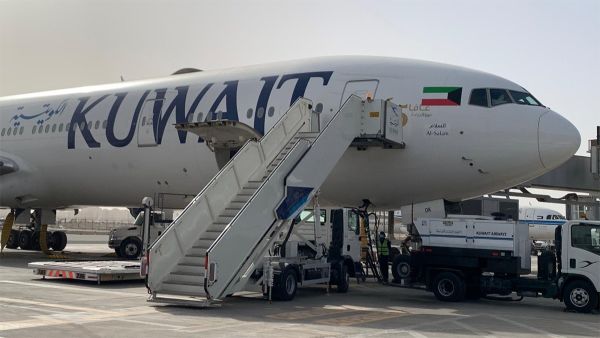 مطار الكويت